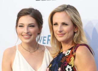 Sara Rose Grandalski: The Inspiring Story of Marlee Matlin’s Daughter sara-rose-grandalski