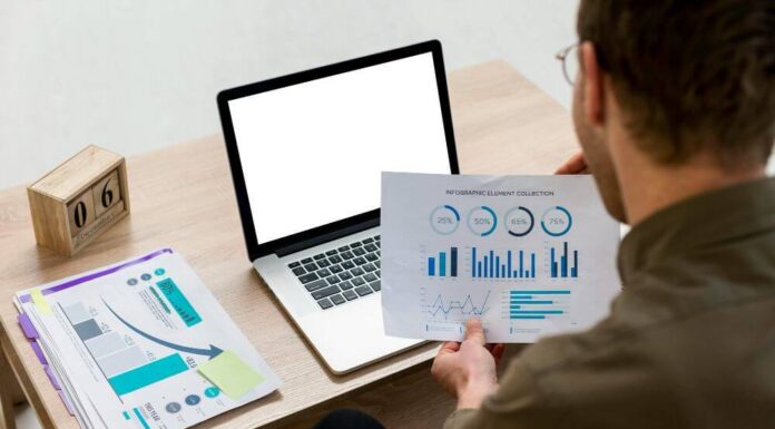 Mastering Business Intelligence: What an MBA in Analytics Can Do for Your Career Mastering Business Intelligence: What an MBA in Analytics Can Do for Your Career