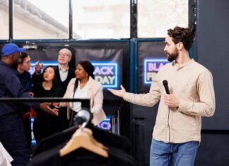 How Do Brands Use Custom Inflatables to Engage Audiences at Events: Strategies for Memorable Brand Experiences How Do Brands Use Custom Inflatables to Engage Audiences at Events