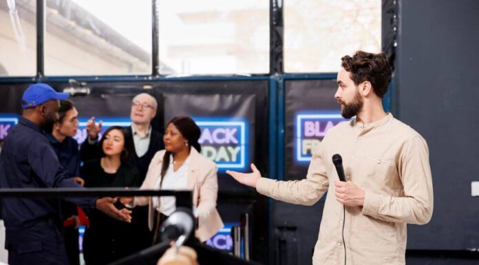 How Do Brands Use Custom Inflatables to Engage Audiences at Events: Strategies for Memorable Brand Experiences How Do Brands Use Custom Inflatables to Engage Audiences at Events