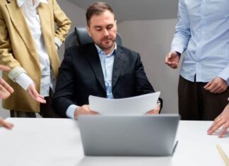 How an Employee Rights Lawyer Can Protect You at Work How an Employee Rights Lawyer Can Protect You at Work