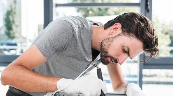 Delivery time vs. repair urgency at Fixpart.co.uk Delivery time vs. repair urgency at Fixpart.co.uk