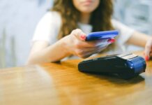 How Embedded Finance Is Reshaping Everyday Transactions How Embedded Finance Is Reshaping Everyday Transactions