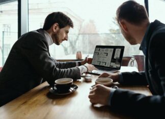 The Habits Shared by High-Performing Service Businesses The Habits Shared by High-Performing Service Businesses